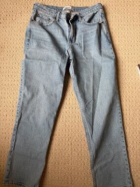 Abercrombie & Fitch Curve Love “The 90s Straight Mid Rose”